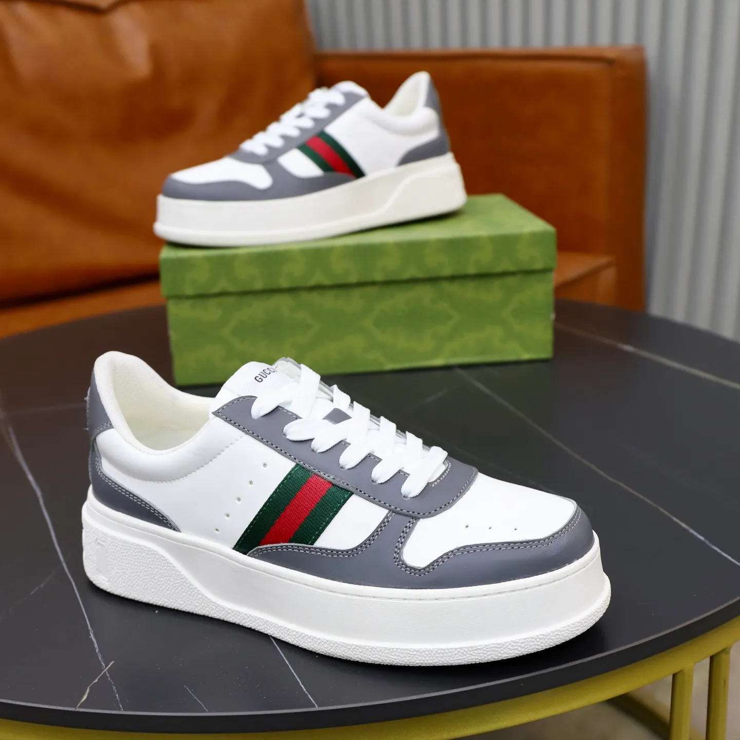 Ex-factory price: 400💰🙅‍♂️🙅‍♂️🙅‍♂️ Brand: GUCCI Standard code: 38-44 (45 customized) Grade: Same as the official website Material: Original leather stitching brand cloth Comfortable and breathable sheepskin lining Lightweight and wear-resistant outsole Style category: Men's fashionable casual shoes Sports shoes Distinguished luxury brand elements Top luxury Color: actual picture color